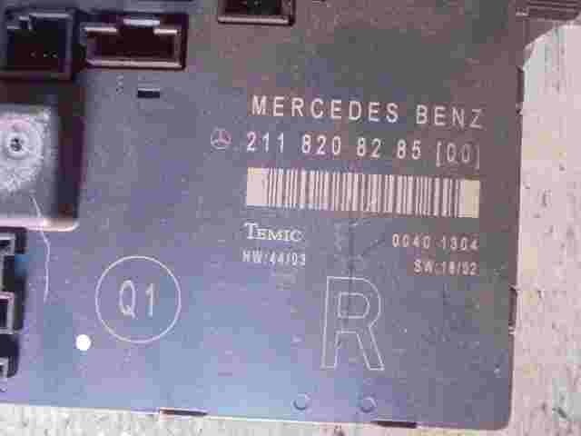 Türsteuergerät Mercedes-Benz E Class W211 2118208285 Q1 (00) (R) TEMIC 0040 1304