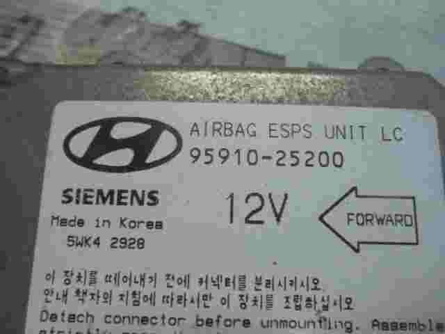 Airbagsensor Airbagsteuergerät Hyundai Accent 2 (LC) 9591025200 SIEMENS 5WK42928