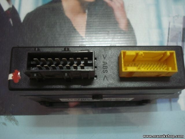 Steuergerät Zentralverriegelung Citroen Xsara 1.9 TEXTON 9633523680 INDTEX E