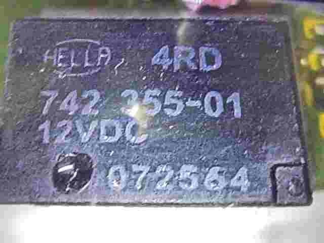 Relais Nebelscheinwerfer HELLA 4RD74235501 4RD 742 355-01 072564 12VDC