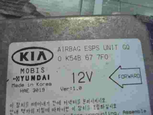 Airbagsensor Airbagsteuergerät Kia Sedona GQ 0K54B677F0 K2EPAM6T000301 Ver 1.0
