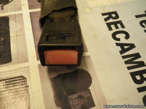 Gurtschloss Gurtschnapper hinten mittel Opel Frontera 16755640 230792 GM