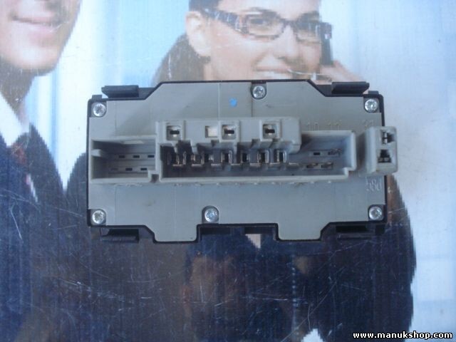 Warnblinkschalter Mercedes-Benz W 202 202 820 78 10 2028207810 501268395 5269137