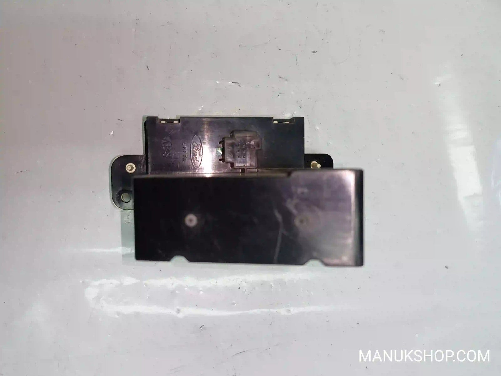 Bordcomputer  Ford Mondeo 97BB10K910CA 97BB-10K910-CA  52010370A