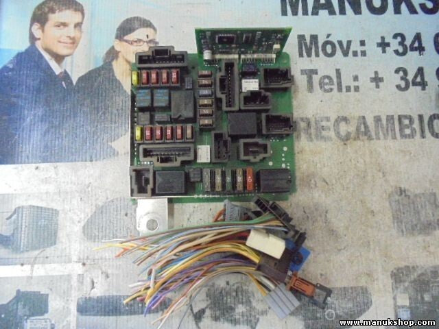 Sicherungskasten Renault Megane 2 UPC X84 N2 SIEMENS S118402D S118402 D