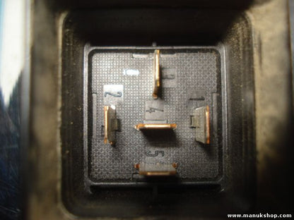 Kühlerlüfter Relais Alfa Romeo Fiat Lancia 46520438 0046520438 V23136A1001X46