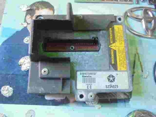 Motorsteuergerät Dodge Caravan 1992-1993 5234025 Chrysler BENDIX S101675001D