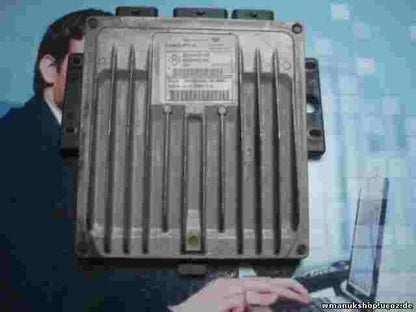 Motorsteuergerät Renault Megane II 1.5 8200498188 8200469340 DDCR R0410B024D