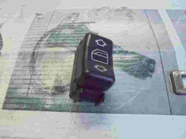 Fensterheber schalter Mercedes C-Class W202 C180 W463 2028205310 KZ LK 03809761