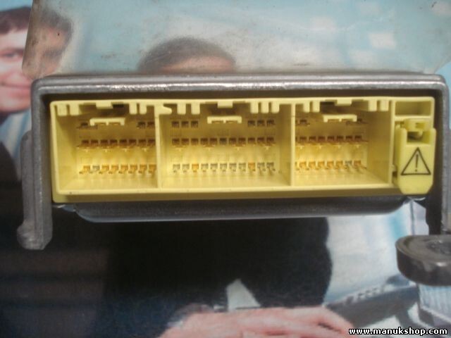 Airbagsensor Airbagsteuergerät Toyota Corolla Verso 91 DP2 211264-103 891700F030