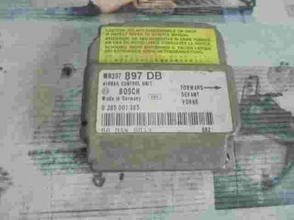 Airbagsensor Airbagsteuergerät Mitsubishi Carisma L200 ( DB) MR397897 0285001285