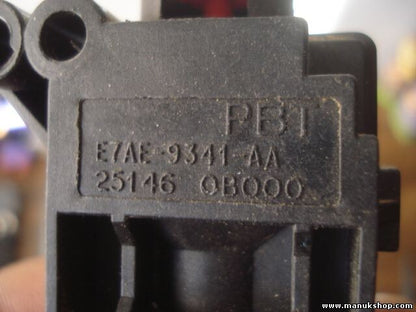 Kraftstoffzufuhr Schalter Ford Focus E7AE9341AA E7AE-9341-AA
