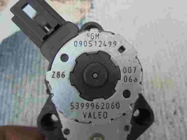 Stellmotor Heizung Opel Omega B Caravan 090512499 09 051 24 99 VALEO 5399962060