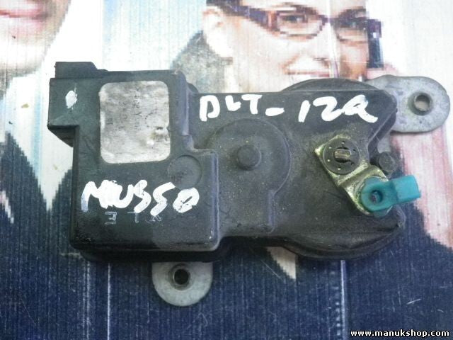 Stellmotor Zentralverriegelung Tür vorne links SsangYong Musso 95-97 8835005002