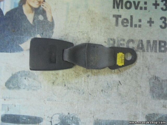 Gurtschloss Gurtschnapper hinten mitte Land Rover Freelander 429055 3290