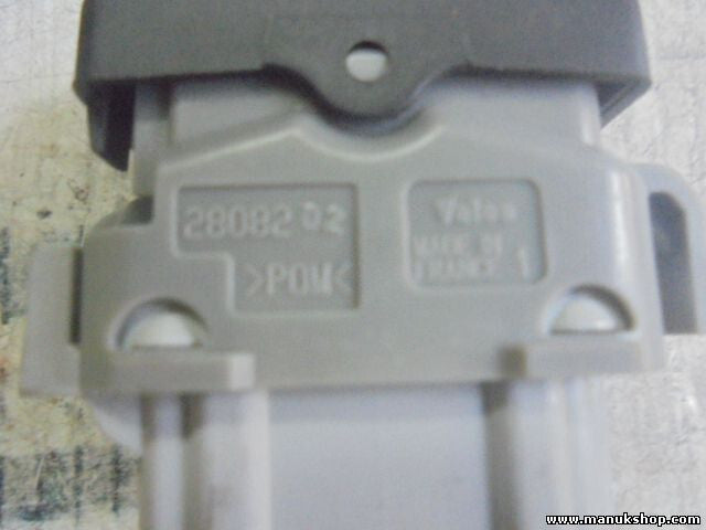 Schalter Renault Megane II 1999-2002 2808202 8200079020
