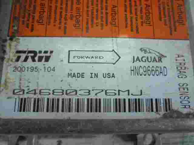 Airbagsensor Airbagsteuergerät Jaguar XJ8 XJR8 HNC9666AD 200195104 200195-104