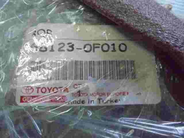 Dreieck Scheibe Seitenscheibe hinten rechts Toyota Verso 681230F010 68123-0F010