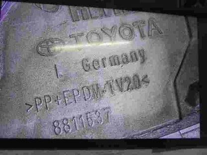 Lüftungsgitter für die vordere Stoßstange Toyota GR J29 (L) 8811537 52811WAA01