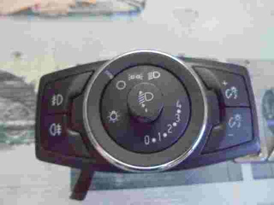 Lichtschalter Ford 10139914 AV1T13D061CD AV1T 13D061 CD AV1T-13D061-CD