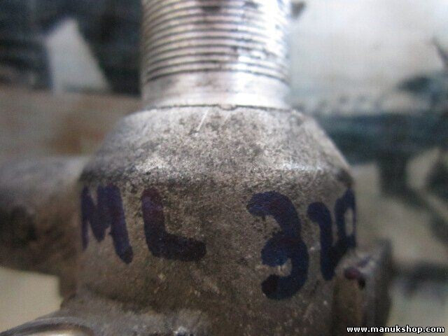 Thermostatgehäuse Mercedes-Benz W163 M Klasse ML 320 A1122000015