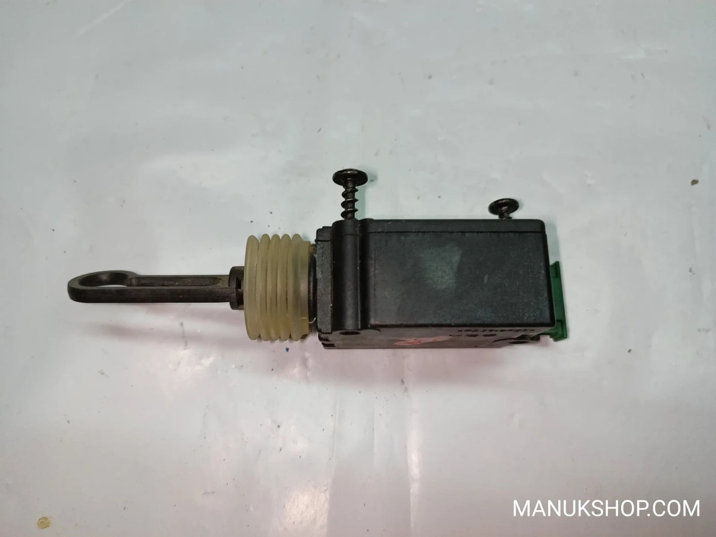 Stellmotor Heckklappe Zentralverriegelung Audi A4 B5 A6 4B5962115A 4B5 962 115 A