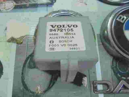 Steuergerät Wegfahrsperre Alarmmodul Volvo V70  9472105 08W34  BOSCH  F005V00026