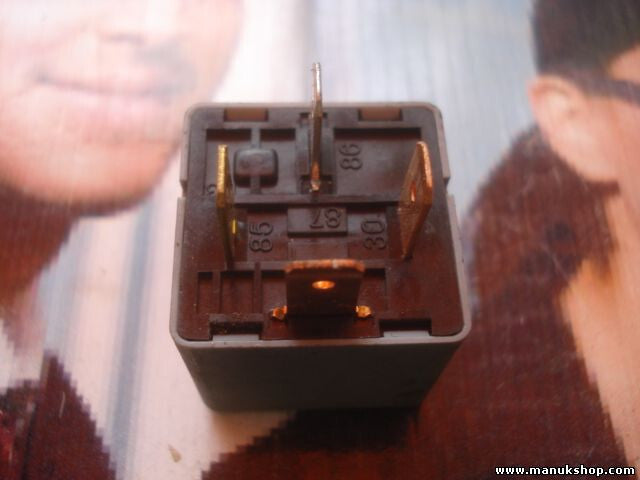 Relais Daewoo Chevrolet 94580702 MAX30A 12V
