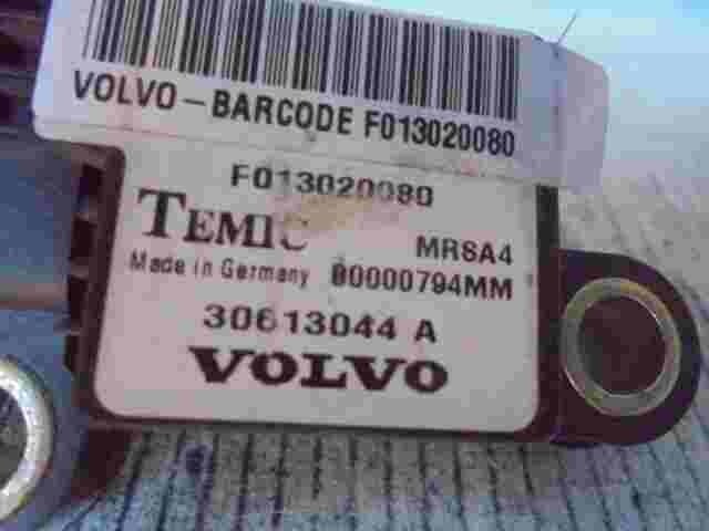 Airbagsensor Airbagsteuergerät  Volvo S40 V40 30613044A 30613044 A  F013020080