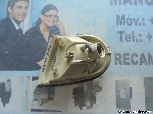 Blinker vorne rechts Tata Safari 15900001R 1590-00-01R 1590 00 01R P21W