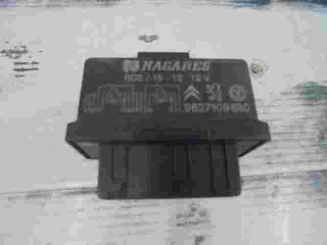 Kraftstoffpumpenrelais Citroen Berlingo Peugeot Partner 9627109680 NAGARES