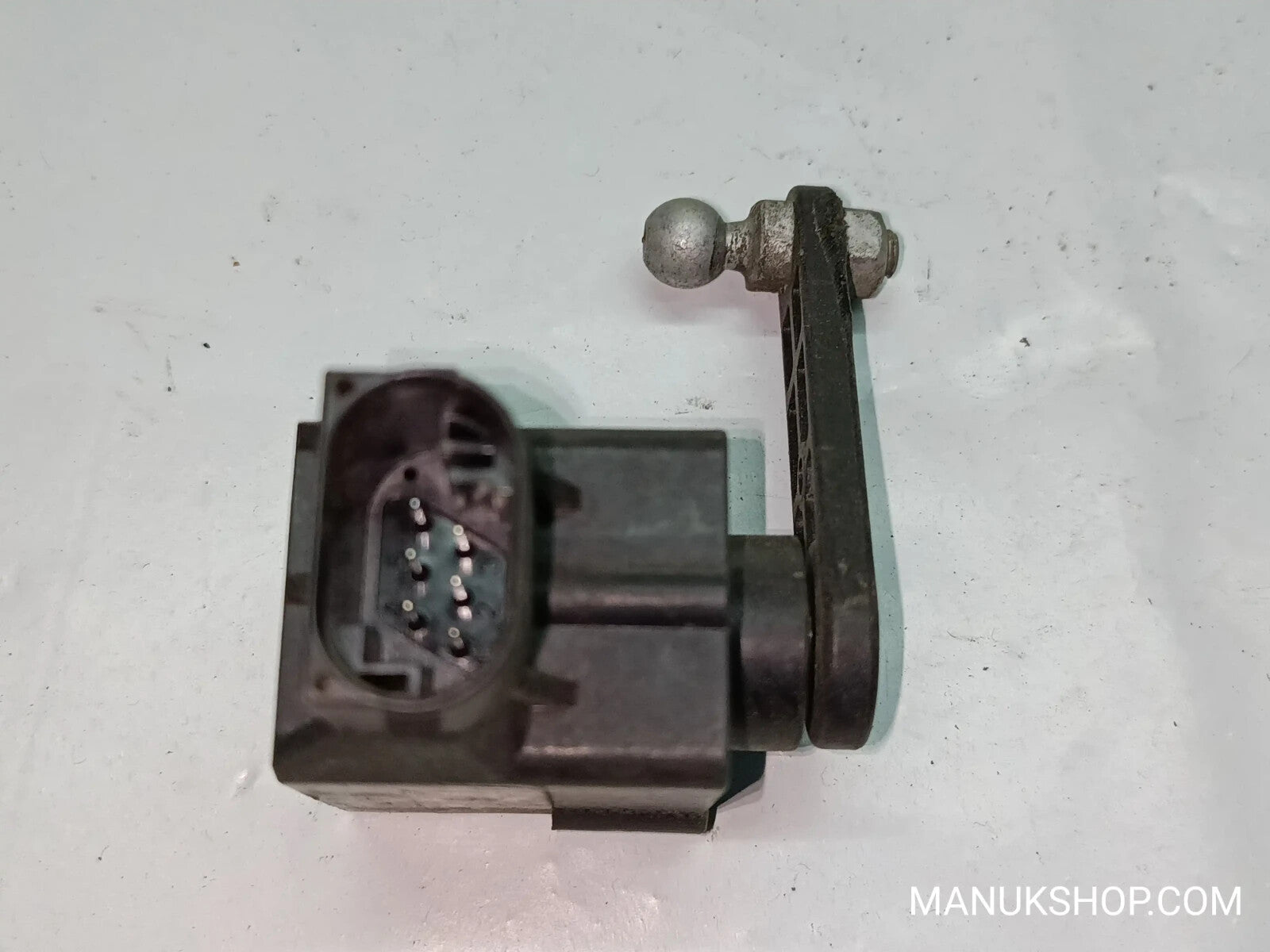 Höhenstandssensor BMW E90 E91  6784694 6 784 694
