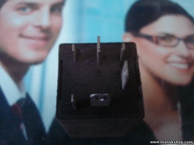 Relais Audi 80 VW Passat 3B B5 8D0919578 8D0 919 578