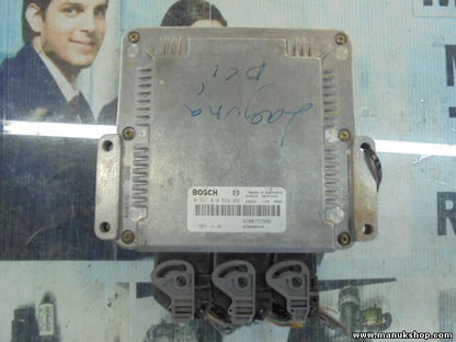 Motorsteuergerät Renault Laguna Vivaro 1.9 DCi 8200153946 8200095416 0281010556