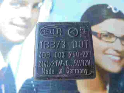 Warnblinkrelais BMW 3 E36 61311367001 4DB00375027 HELLA TBB73 DOT