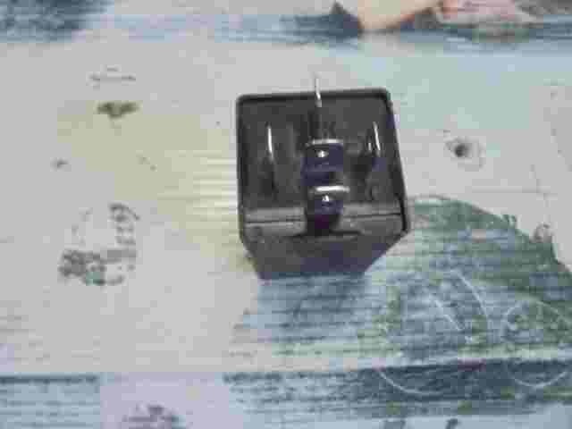Spannungsregler VW Transporter T4 No.152 12V 701963281 Hella 5HJ00660400