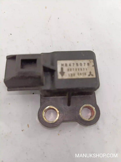 Airbagsensor Airbagsteuergerät Mitsubishi Pajero 12V MR475078 X2T22371 0X10