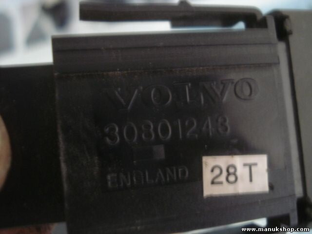 Warnblinkschalter Volvo S40 V40 30801243