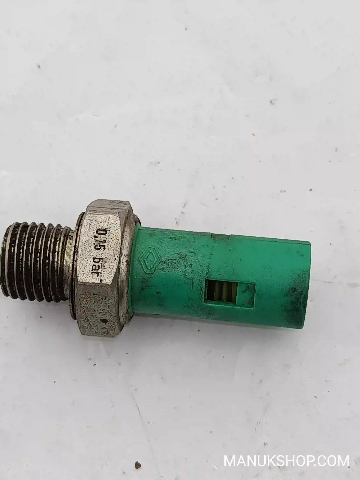 Öldrucksensor Renault Megane Clio 3899 0,15 bar