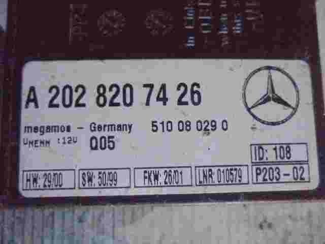 Steuergerät Alarm Mercedes-Benz CLK A208 C208 W202 A2028207426  Q05 510080290
