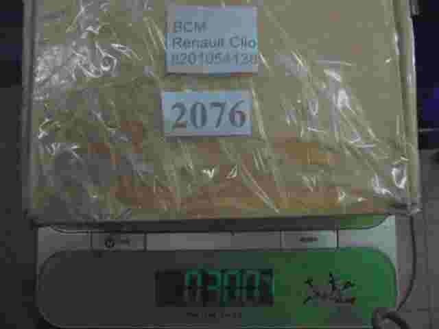 Sicherungskasten Renault Clio BCM L2 CR 1 V12.10 8201054128 00572972 19759041