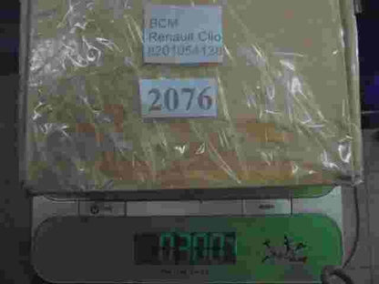 Sicherungskasten Renault Clio BCM L2 CR 1 V12.10 8201054128 00572972 19759041