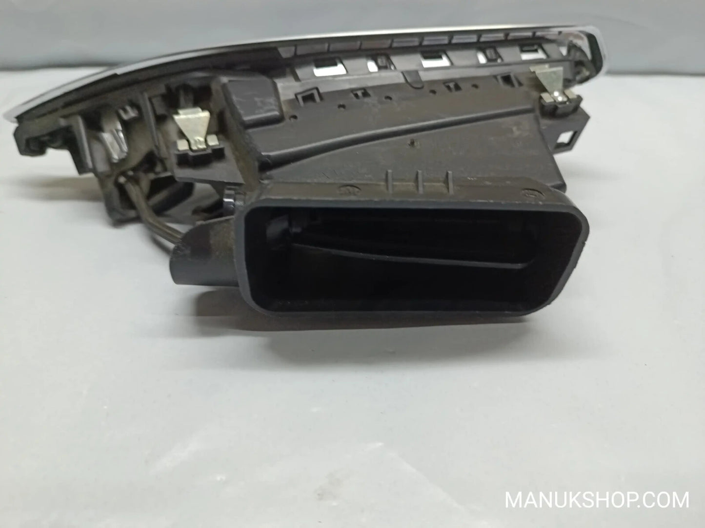 Lüftungsdüse Peugeot 208 9633131777