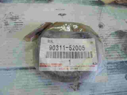 Toyota Lexus RX 300 9031152005 90311-52005
