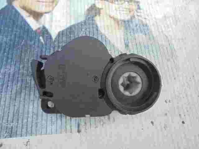 Stellmotor Heizung Citroen Peugeot 308 /508 T1002120V VALEO 01B07Q3D