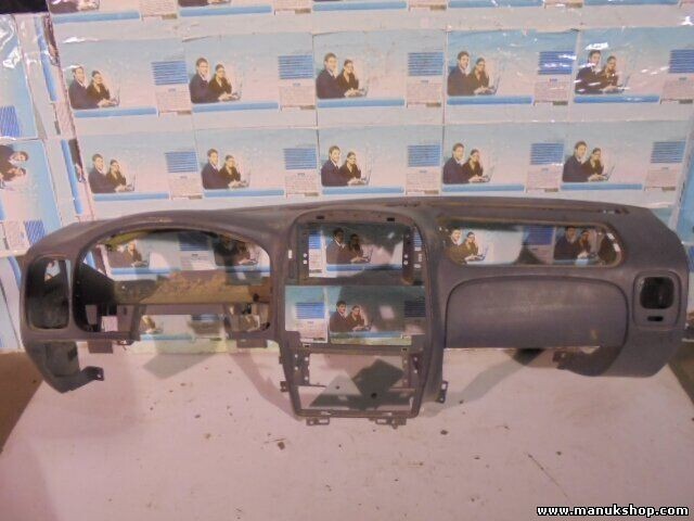 Armaturenbrett Nissan Pick-up D22 2.7 D 1998 HKAGI107 HKAGI-107 HKAGI 107