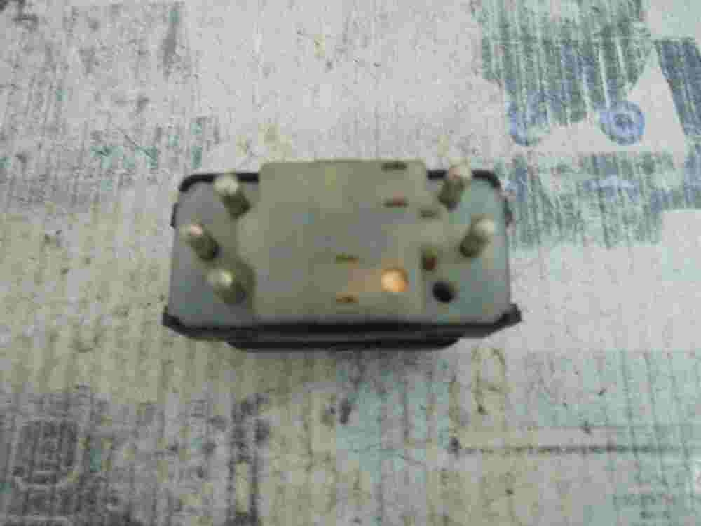 Fensterheber schalter Mercedes-Benz W126 420 SEL 1248200510KZ 124 820 05 10 KZ