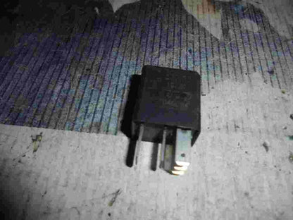 Relais Jeep Grand Cherokee Chrysler Voyager 4608650