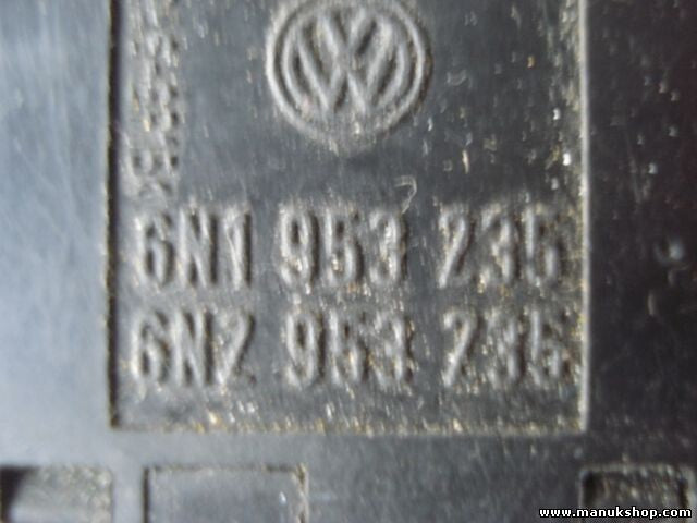 Warnblinkschalter VW Volkswagen Polo 6N1953235 6N1 953 235