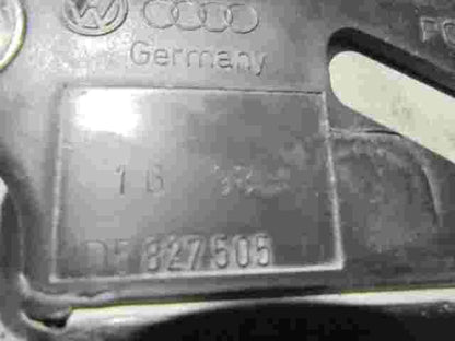 Heckklappenschloss Audi A4 8D5827505D 8D5 827 505 D